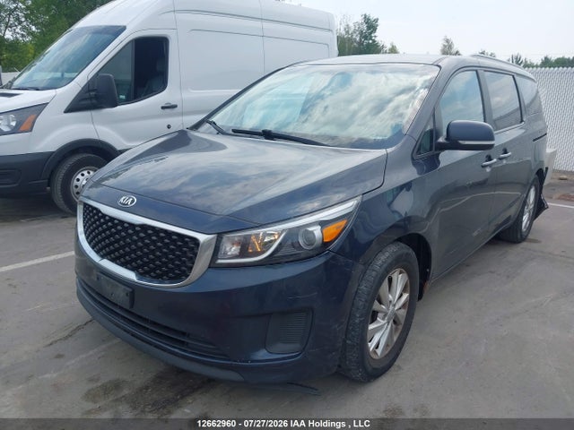 KIA SEDONA LX 2015 KNDMB5C1XF6054604 Image 2