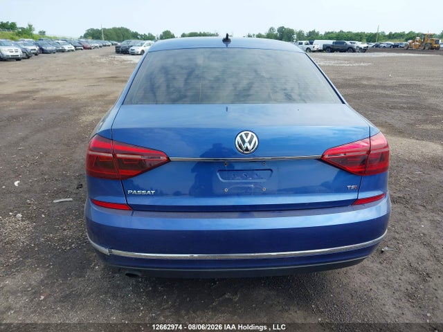 1VWAT7A32HC068742 Volkswagen Passat 1.8 Tsi Trendline+