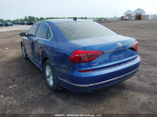 1VWAT7A32HC068742 Volkswagen Passat 1.8 Tsi Trendline+