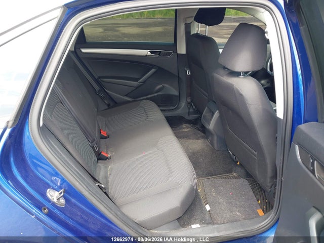 1VWAT7A32HC068742 Volkswagen Passat 1.8 Tsi Trendline+