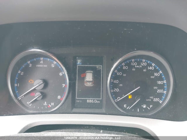 Toyota RAV4 LE 2018 2T3BFREV7JW719811 Image 7