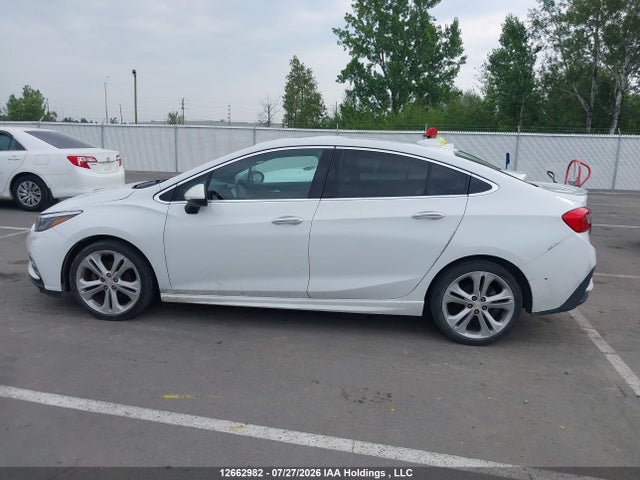1G1BF5SM0J7117163 Chevrolet Cruze Premier