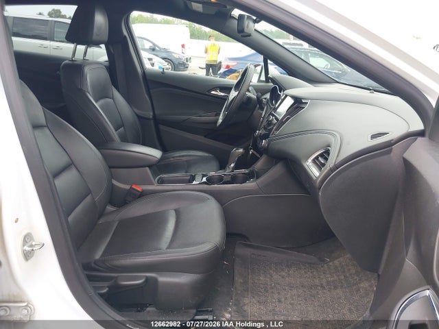 1G1BF5SM0J7117163 Chevrolet Cruze Premier