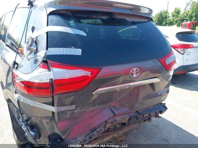 Aukcja sprzedaży 2017 Toyota Sienna Xle 7 Passenger, vin: 5TDDZ3DC4HS169640, numer aukcji: 12662984