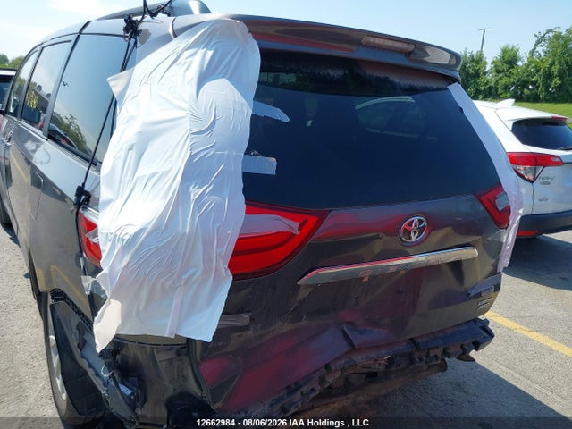 Aukcja sprzedaży 2017 Toyota Sienna Xle 7 Passenger, vin: 5TDDZ3DC4HS169640, numer aukcji: 12662984