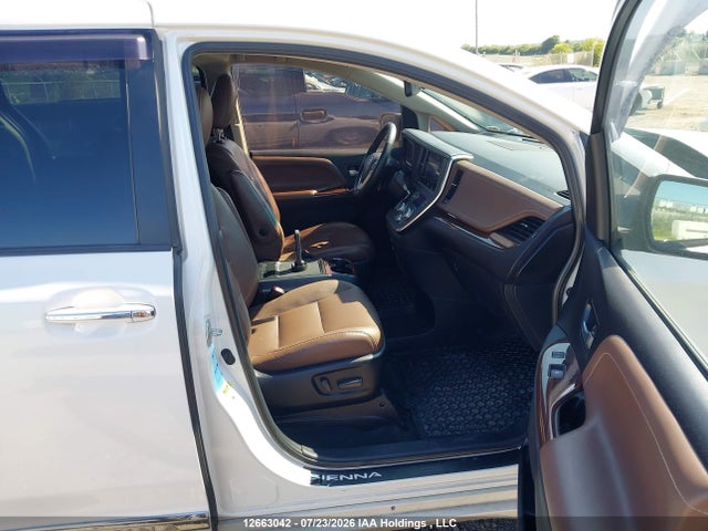 5TDDK3DC5FS100439 Toyota Sienna Xle/limited