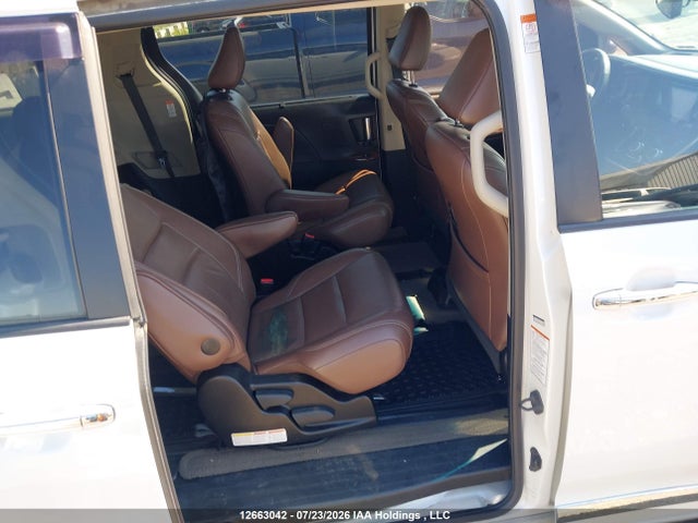 5TDDK3DC5FS100439 Toyota Sienna Xle/limited