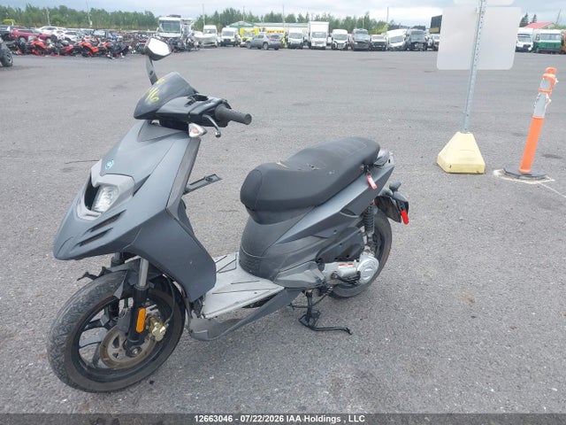 Piaggio Typhoon 50 2020 ZAPC506B8L4003389 Image 2