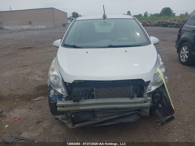 KL8CD6S96FC764600 Chevrolet SPARK 1LT
