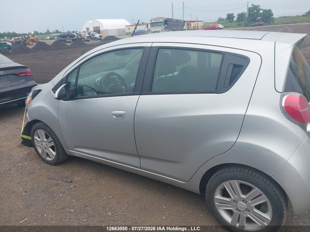 KL8CD6S96FC764600 Chevrolet SPARK 1LT