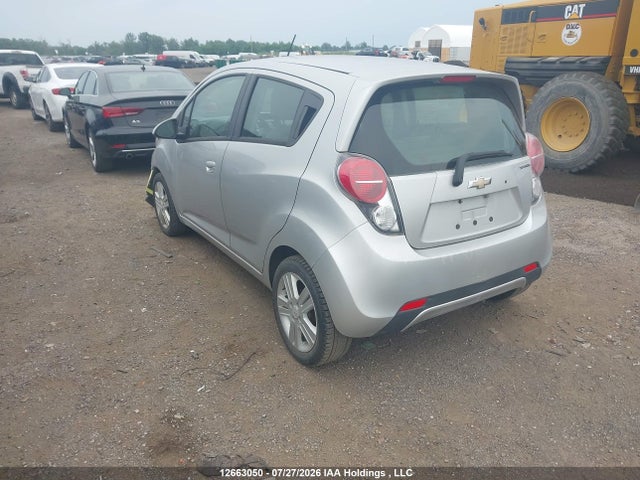KL8CD6S96FC764600 Chevrolet SPARK 1LT