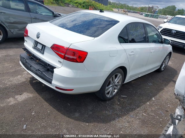 2015 Volkswagen Jetta Sel მანქანა იყიდება აუქციონზე, vin: 3VWG07AJ2FM274737, აუქციონის ნომერი: 12663053