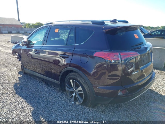 Toyota Rav4 Xle 2018 2T3RFREV6JW832518 Image 3