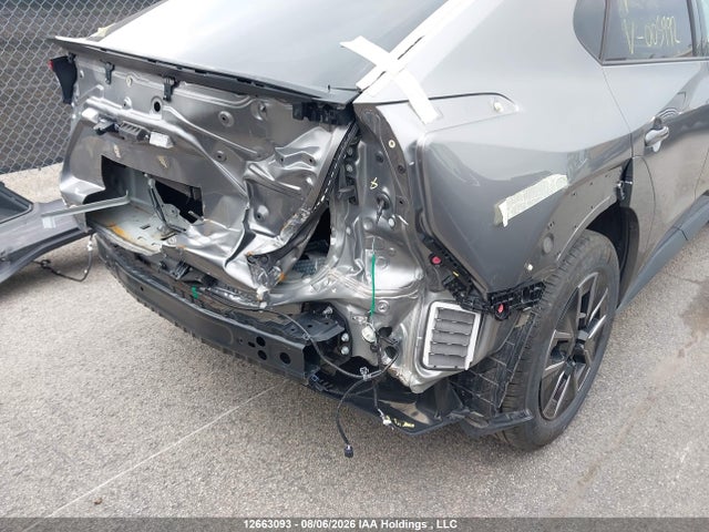 Toyota Bz Xle Awd 2026 JTMADAFB5TJ005992 Image 6