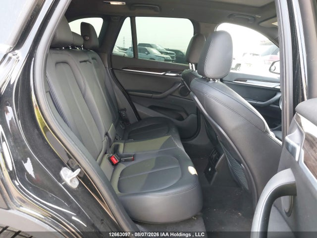 WBXHT3C37J5F89964 BMW X1 Xdrive28i