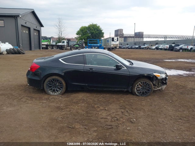 12663098 :رقم المزاد ، 1HGCS1A83BA800842 vin ، 2011 Honda Accord Exl مزاد بيع