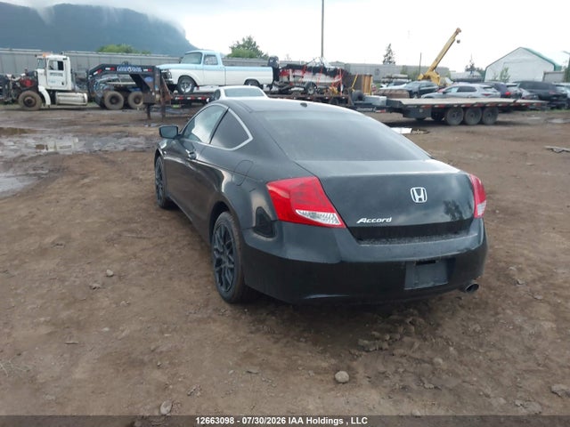 12663098 :رقم المزاد ، 1HGCS1A83BA800842 vin ، 2011 Honda Accord Exl مزاد بيع