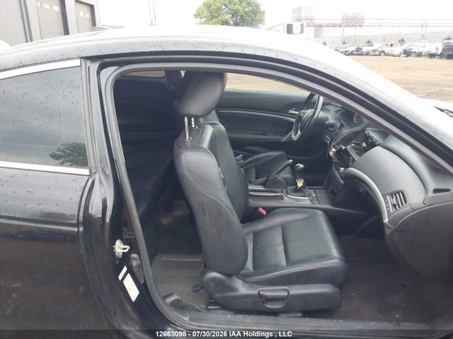 12663098 :رقم المزاد ، 1HGCS1A83BA800842 vin ، 2011 Honda Accord Exl مزاد بيع