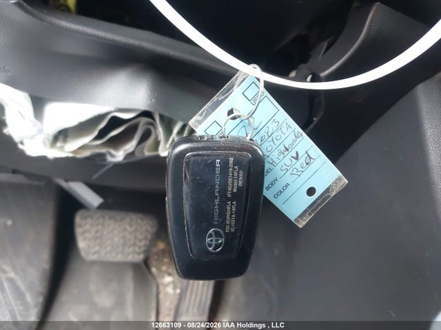 12663109 :رقم المزاد ، 5TDKBRCH5PS581432 vin ، 2023 Toyota Highlander Hybrid Hybrid مزاد بيع