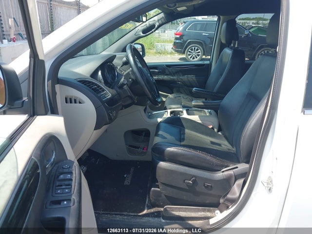 Продажа на аукционе авто 2017 Dodge Grand Caravan Cvp/sxt, vin: 2C4RDGBG3HR882765, номер лота: 12663113