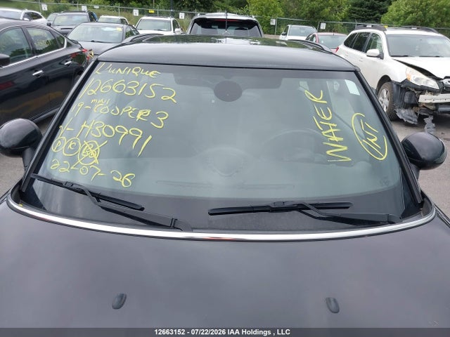 Mini 3 Door Cooper 2019 WMWXP5C51K2H30991 Image 17