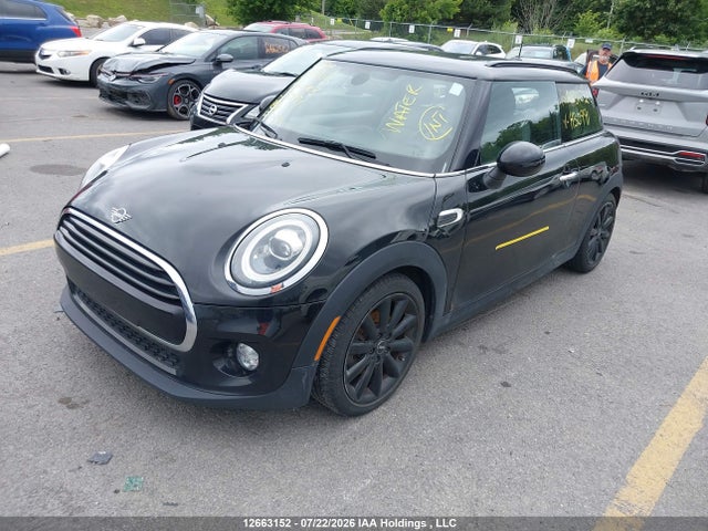 Mini 3 Door Cooper 2019 WMWXP5C51K2H30991 Image 2