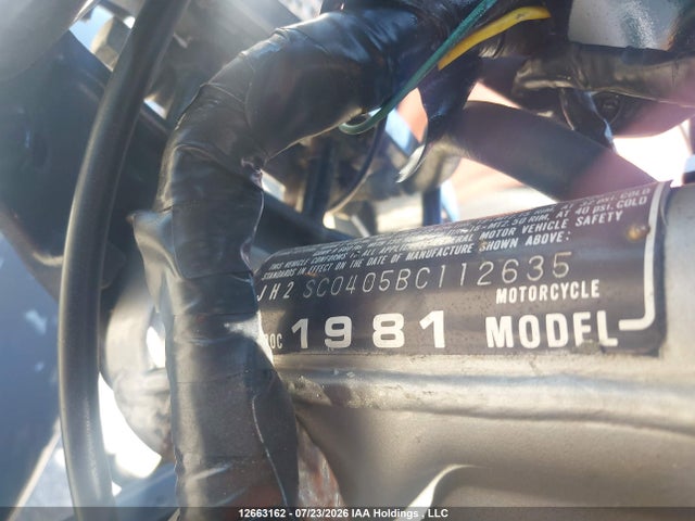 12663162 :رقم المزاد ، JH2SC0405BC112635 vin ، 1981 Honda Cb900 C مزاد بيع