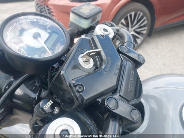 12663162 :رقم المزاد ، JH2SC0405BC112635 vin ، 1981 Honda Cb900 C مزاد بيع