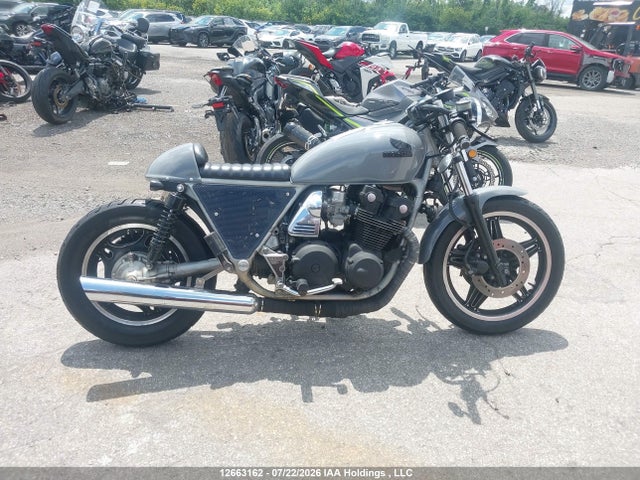 12663162 :رقم المزاد ، JH2SC0405BC112635 vin ، 1981 Honda Cb900 C مزاد بيع