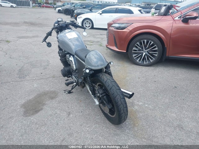 12663162 :رقم المزاد ، JH2SC0405BC112635 vin ، 1981 Honda Cb900 C مزاد بيع