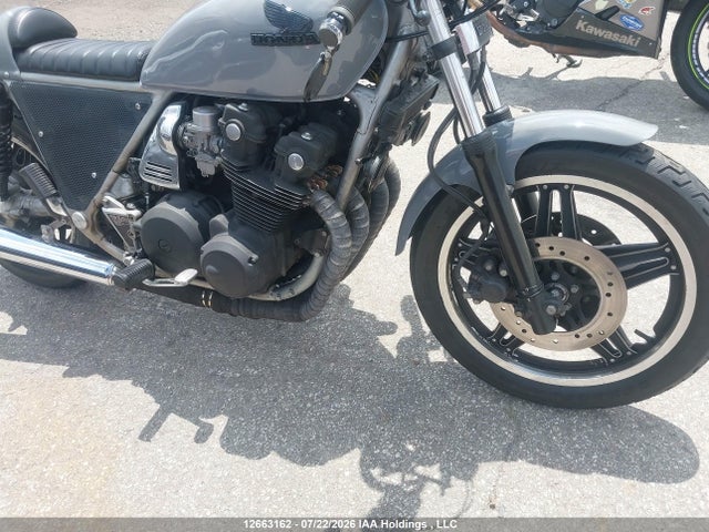 12663162 :رقم المزاد ، JH2SC0405BC112635 vin ، 1981 Honda Cb900 C مزاد بيع