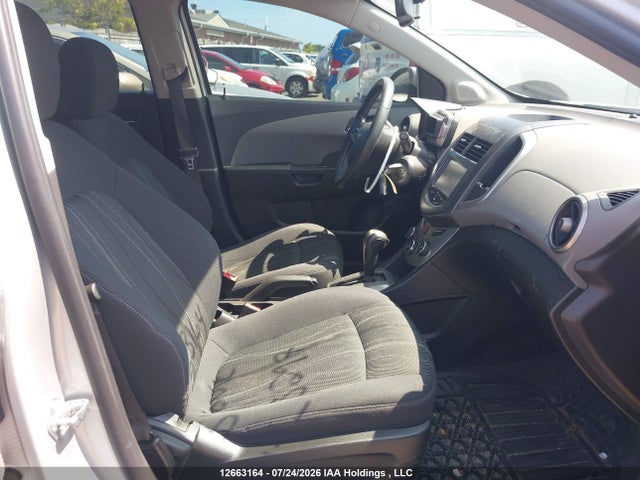Aukcja sprzedaży 2015 Chevrolet Sonic Lt Auto/lt Manual, vin: 1G1JC6SH7F4195297, numer aukcji: 12663164