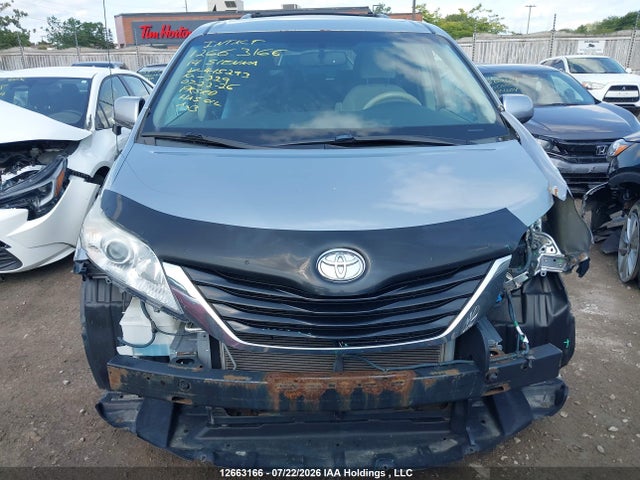 Toyota Sienna 2014 5TDKK3DC3ES415293 Image 13