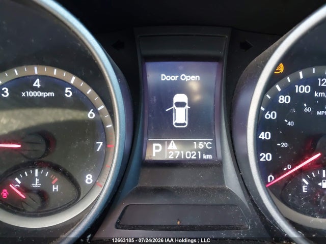 2014 Hyundai Santa Fe Sport 2.4 Premium მანქანა იყიდება აუქციონზე, vin: 5XYZU3LB1EG177538, აუქციონის ნომერი: 12663185