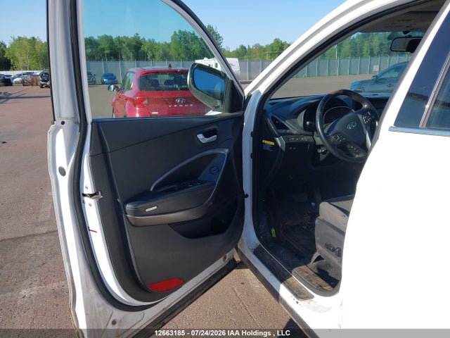 2014 Hyundai Santa Fe Sport 2.4 Premium მანქანა იყიდება აუქციონზე, vin: 5XYZU3LB1EG177538, აუქციონის ნომერი: 12663185