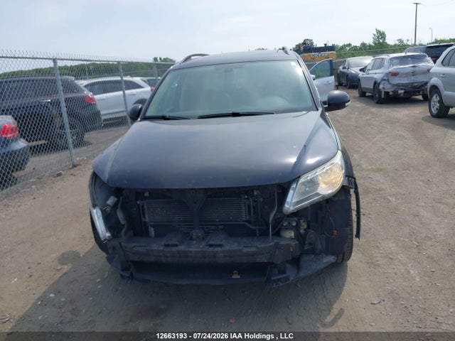 2011 Volkswagen Tiguan S/se/sel მანქანა იყიდება აუქციონზე, vin: WVGBV7AX9BW532745, აუქციონის ნომერი: 12663193