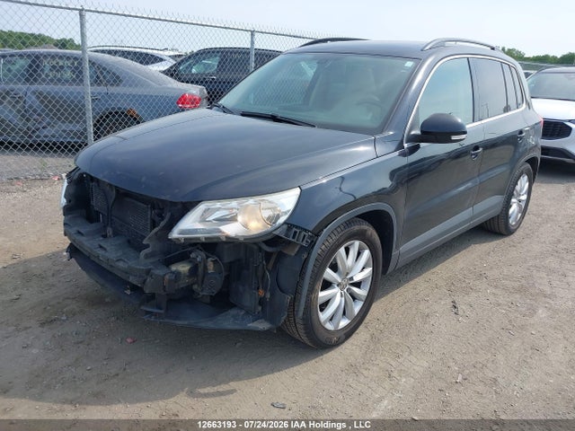 2011 Volkswagen Tiguan S/se/sel მანქანა იყიდება აუქციონზე, vin: WVGBV7AX9BW532745, აუქციონის ნომერი: 12663193