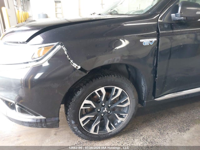 Продажа на аукционе авто 2018 Mitsubishi Outlander Phev, vin: JA4J24A58JZ618500, номер лота: 12663196