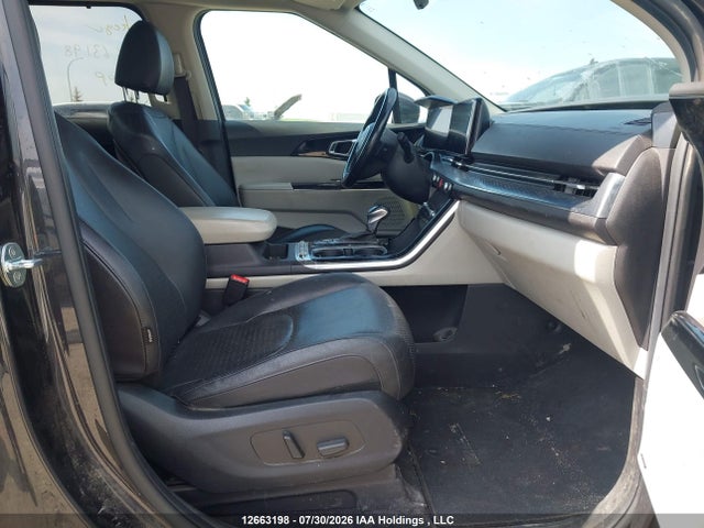 Auction sale of the 2022 Kia Carnival Sx, vin: KNDNE5H34N6151401, lot number: 12663198