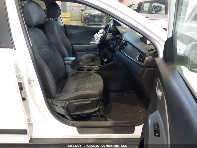 KIA Niro 2019 KNDCB3LC1K5352718 Image 5