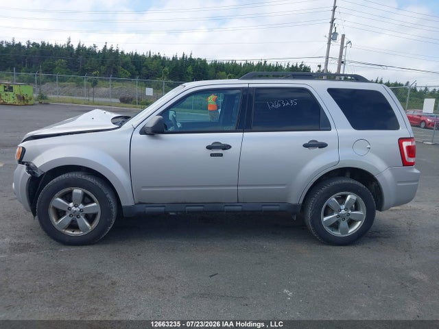 2010 Ford Escape Xlt მანქანა იყიდება აუქციონზე, vin: 1FMCU9D77AKD03601, აუქციონის ნომერი: 12663235