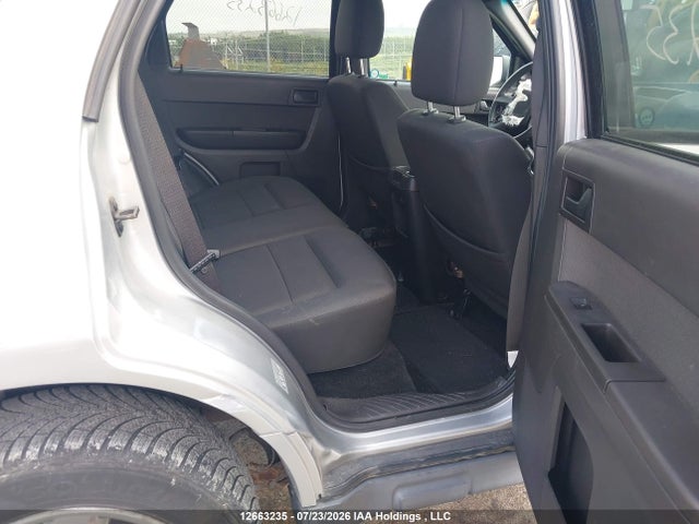 2010 Ford Escape Xlt მანქანა იყიდება აუქციონზე, vin: 1FMCU9D77AKD03601, აუქციონის ნომერი: 12663235