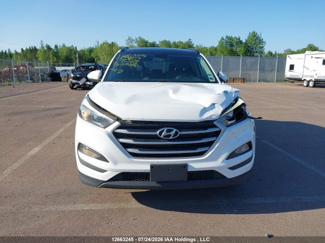 2017 Hyundai Tucson Limited/sport And Eco/se მანქანა იყიდება აუქციონზე, vin: KM8J3CA41HU440047, აუქციონის ნომერი: 12663245