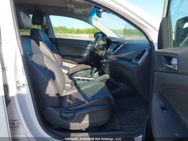2017 Hyundai Tucson Limited/sport And Eco/se მანქანა იყიდება აუქციონზე, vin: KM8J3CA41HU440047, აუქციონის ნომერი: 12663245