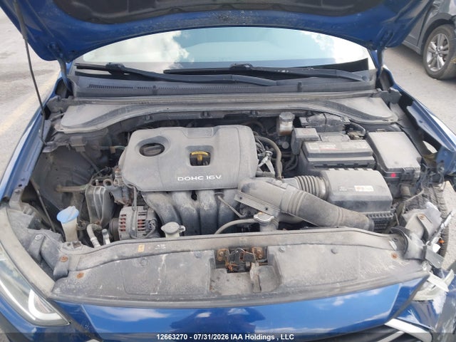 Hyundai Elantra 2017 5NPD74LF8HH135648 Image 10