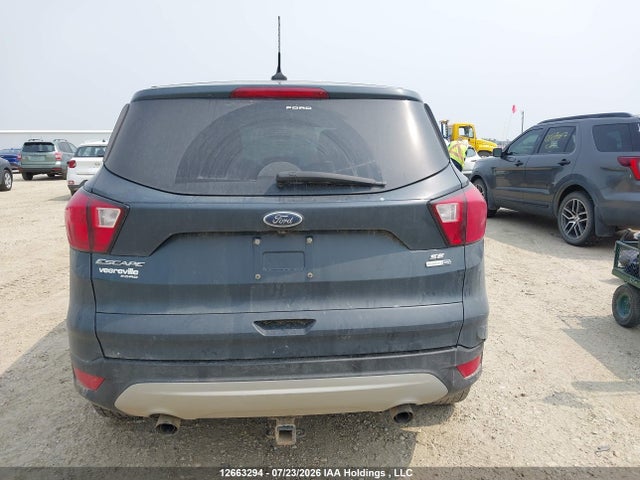 Продаж на аукціоні авто 2019 Ford Escape Se, vin: 1FMCU9GD8KUB17492, номер лоту: 12663294