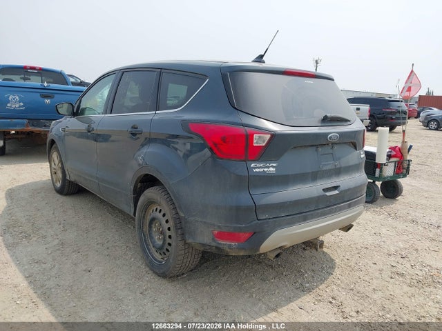 Продаж на аукціоні авто 2019 Ford Escape Se, vin: 1FMCU9GD8KUB17492, номер лоту: 12663294