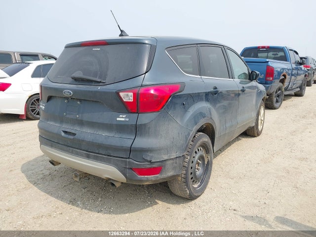 Продаж на аукціоні авто 2019 Ford Escape Se, vin: 1FMCU9GD8KUB17492, номер лоту: 12663294