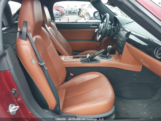 Продажа на аукционе авто 2006 Mazda Mx-5 Miata, vin: JM1NC25F760111918, номер лота: 12663297