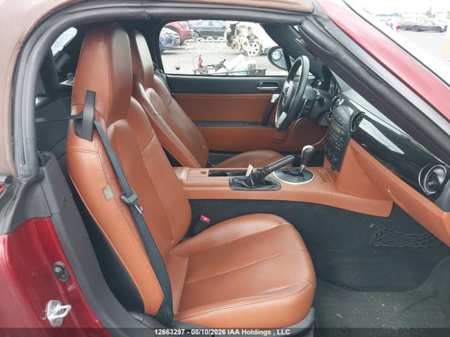 Продажа на аукционе авто 2006 Mazda Mx-5 Miata, vin: JM1NC25F760111918, номер лота: 12663297